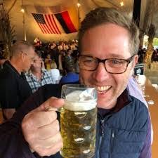 Mark Roark's Instagram, Twitter & Facebook