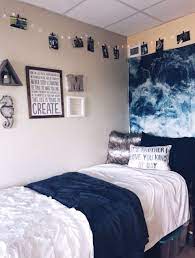 20 Insanely Cute Dorm Room Transformations To Try With Your Roommate Dorm Room Diy Dorm Room Designs Girls Dorm Room