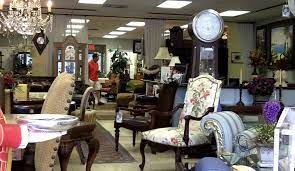 Consignment Store Tips For Extra Cash A Sharp Eye Consignment Furniture Upscale Furniture Furniture Consignment Stores