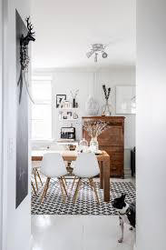 10 Interieurs Avec Du Parquet Blanc Frenchy Fancy Deco Salle A Manger Deco Maison Deco Interieure