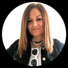 Brenda Basurto's Instagram, Twitter & Facebook