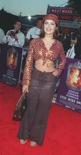 Even at the age of 54, hayek gives a tough competition to all the young models. 19 Times Salma Hayek Owned The 90s Red Carpet British Vogue