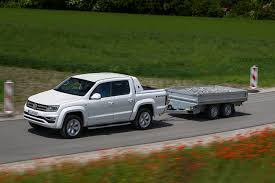 Zugfahrzeug der klasse c1 kombiniert mit anhänger oder sattelanhänger (zulässige gesamtmasse über 750 kg). Amarok Hilux Ranger Und X Klasse Im Vergleich 1camper De