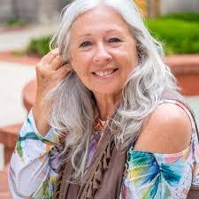 Deborah Painter's Instagram, Twitter & Facebook