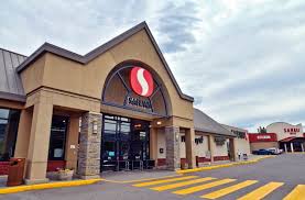 There are no holidays without delicious meals typical of this or that country. Sahali Safeway To Close In November And Re Open Under Freshco Brand Kamloops This Week