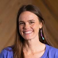 Sara Federlein's Instagram, Twitter & Facebook