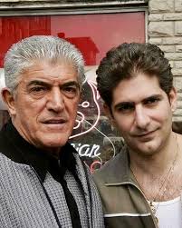 The eyebrows—I f*cking can't stand him." 🤨