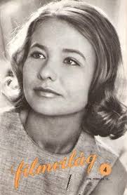 She won the award for best actress at the 1976. Szinhaz Film Tanc Cirkusz Es Zenemuveszeti Konyvek Szakkonyvek Antikvar Konyvek