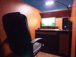 インターネットカフェ （ 英 ： internet café ）は、有料で インターネット にアクセスできる パソコン を利用できる施設のことである。 欧米 ではサイバーカフェとも言い、 日本 では ネットカフェ 、 ネカフェ 、 ネット喫茶 等、様々な略称でも呼ばれる。 ãƒãƒƒãƒˆã‚«ãƒ•ã‚§ãƒã‚¤ãƒ³ãƒˆ å›½ç«‹åº— å›½ç«‹ ã‚«ãƒ•ã‚§ ã‚¹ã‚¤ãƒ¼ãƒ„ ãƒ›ãƒƒãƒˆãƒšãƒƒãƒ'ãƒ¼ã‚°ãƒ«ãƒ¡