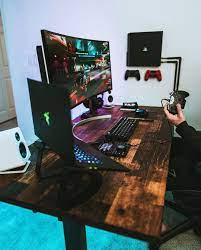 Cable Management Around This Ultrawide Monitor In 2021 Computer Desk Setup Gaming Room Setup Game Room Design