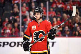 Carneys point, new jersey, united states forward, shoots left 5 ' 9 (175 cm) | 165. Trade Bait 3 Trades For Johnny Gaudreau Nhl Rumors Nhltraderumors Me