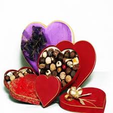 From romantic gifts for your partner to little treats for friends or family, we've got plenty of valentine's gift ideas to help you make this year extra special. Valentine S Chocolates And Romantic Chocolate Gifts