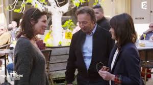 Elle est principalement connue pour avoir joué le rôle de morgane bassot, l'un des cinq rôles principaux dans la série télévisée nos années pension. Astrid Veillon Qui Est Son Compagnon Gilles Voici