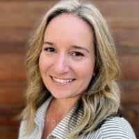 Carrie Luk's Instagram, Twitter & Facebook