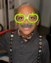 Happy 100th Day of School!!! Our Cheetahs rocked looking 100 years old.  👵🏽👨🏽‍🦳👴🏼🧓🏻🧑🏾‍🦳👵🏻👨🏻‍🦳👴🏽🧑🏼‍🦳🧓🏽💯  #Smith.cheetahs#100thDayofSchool#LESD