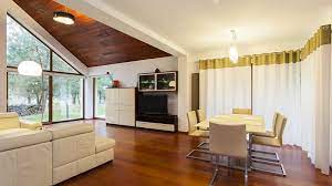 Devo rifare impianto elettrico, cambiare caldaia, rifacimento bagno esistente e creazione ii bagno adiacente al primo. Quanto Costa Ristrutturare Una Casa Vecchia