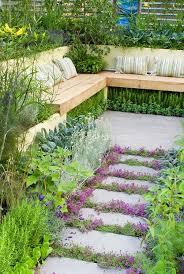30 Garden Designs With Gorgeous Pillows Garden Design Garden Seating Planting Flowers