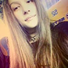 Olivia Callis's Instagram, Twitter & Facebook