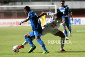 Sebab, elang jawa akan berhadapan dengan persib bandung pada babak semifinal piala menpora pada 16 april. Wrtwcpvd6pd8nm