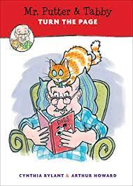 Putter and his cat tabby agree to walk her dog for a week, not knowing what they are in for. Mr Putter Tabby Turn The Page Kindle Edition By Rylant Cynthia Howard Arthur Howard Arthur Children Kindle Ebooks Amazon Com