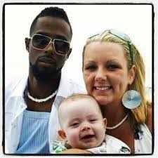 Leann Cobb's Instagram, Twitter & Facebook