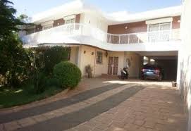 A Vendre Villa F7 Piscine Alarobia Tananarive Par Ofim Agence Immobiliere A Tananarive Villa A Vendre Agence Immobiliere Villa