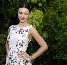 Miranda kerr's secret to noni glowing skin. Schone Unterwasche Tragen Miranda Kerrs Beziehungstipps Aus Der Antifeministischen Holle Welt