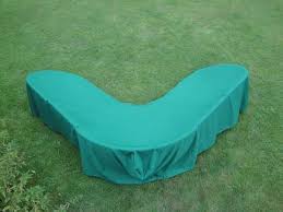 It is equipped with tightening cords at the bottom, supplied for secure fitting and very convenient to use. Luxury Heavy Duty Waterproof Large Corner Sofa Cover Upvc Lined