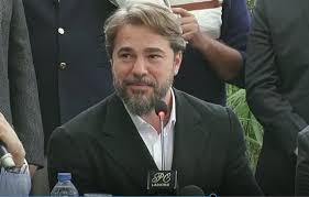 Ailesi ve eğitimi büyük dedeleri yugoslavya'dan türkiye'ye göçmüş olan engin altan. Would Love To Work In Pakistan Given The Right Opportunity Engin Altan Duzyatan