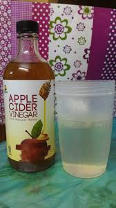 Pada cuka apel terkandung sejumlah nutrisi penting seperti potasium, kalsium, magnesiu, dan sebagian vitamin (a, b1, b2, b6, c, dan e). Penghadaman Lancar Dengan Apple Cider Vinegar With Natural Honey Catatan Sue Izza