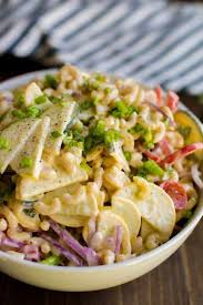 This Flavorful Easy Homemade Pasta Salad Combines Fresh Simple Ingredients And A Quick Dressing To Best Pasta Salad Pasta Salad Recipes Homemade Pasta Salad