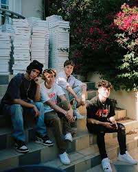 Both fit right in with men's and women's casual wear. Hd Storm Chasing Wallpapers Peakpx