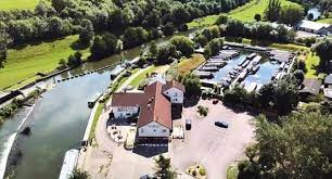 Turil and enthis hlan both ask for help in retrieving stolen silk, both claiming it belongs to them. Riverside Inn Saltford Menu Preise Restaurant Bewertungen Tripadvisor