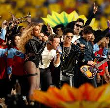 This year, bruno mars was put in charge. Super Bowl Halftimeshow Mit Beyonce Coldplay Und Bruno Mars Welt