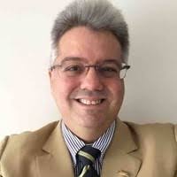 400+ perfiles de «Capriles»