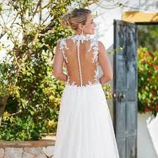Sie können hochzeitsmode nach ihren wunschen kaufen. Amorella Brautmode Home Facebook