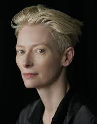 Barbara Hoos's Instagram, Twitter & Facebook