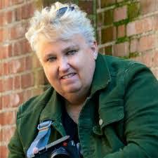 Susan Platt's Instagram, Twitter & Facebook