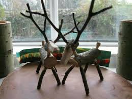 How To Make Wooden Reindeer Out Of Logs Google Search Wooden Reindeer Wood Reindeer Reindeer