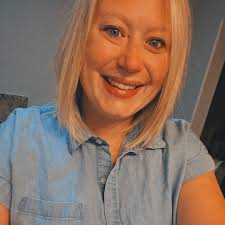 Any good hiking/walking trails in the area and have dog friendly  restaurants along the way? anywhere in DFW is fine.