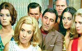 Brigada diverse te asteapta in acest film senzational, iubit de toti romanii,. 10 Replici Celebre Din Seria Brigada Diverse Seria B D La Tvr 1 SambÄƒtÄƒ Din 6 Iunie Ziarul Metropolis Ziarul Metropolis