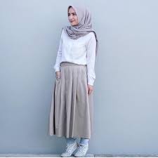 Inspirasi busana atau baju kartini masa kini tidak harus selalu dengan kebaya. Model Baju Gamis Jaman Sekarang
