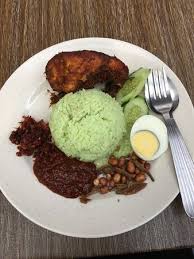 Eatmor paradise steamboat offers a good shabu shabu buffet. Nasi Lemak Serunding Strawberry Taman Abang Picture Of Restoran Taman Apple Cameron Steamboat Grill Tanah Rata Tripadvisor