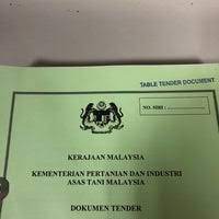 Merangsang pembangunan industri vaksin veterinar yang teratur. Fotos Bei Kementerian Pertanian Industri Asas Tani Malaysia Moa Regierungsgebaude