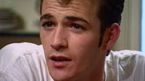 Découvrez tous les films et séries de la filmographie de luke perry. Luke Perry Of 90210 Fame Dead At Age 52