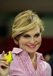 Share the best gifs now >>>. Simona Ventura Short Hairstyle Hairstyles Weekly