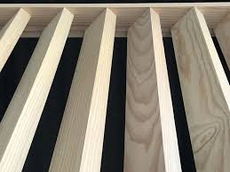 Claustra Bois En Chene Ajoure En 15 Lames Inclinees Modele Shigatsu Claustra Bois Claustra Bois Interieur Claustra