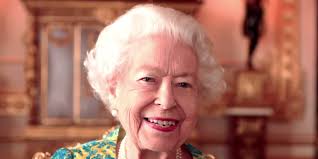 Prince William, Prince Charles Rush to Queen Elizabeth II's Side