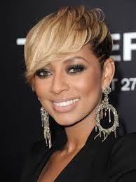 Chocolate Girls With Golden Hair On Pinterest 59 Pins On Black Wome Short Hair Styles Honey Blonde Hair Hair Styles