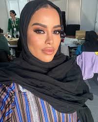 National Day Ceremony UAE ND53🇦🇪 As a Colombian I'm so grateful to  Perform and represent traditional Emirati women! Once again in this project  where always meet incredible artists and feel thankful for